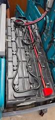 Tennant T17 ec-H2O Industrial Floor Scrubber – Tested & Working + Charger