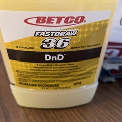 Lot 4 Betco Fastdraw 36 Foaming Dock-n-Dumpster Cleaner 4 X 2L With Sprayer