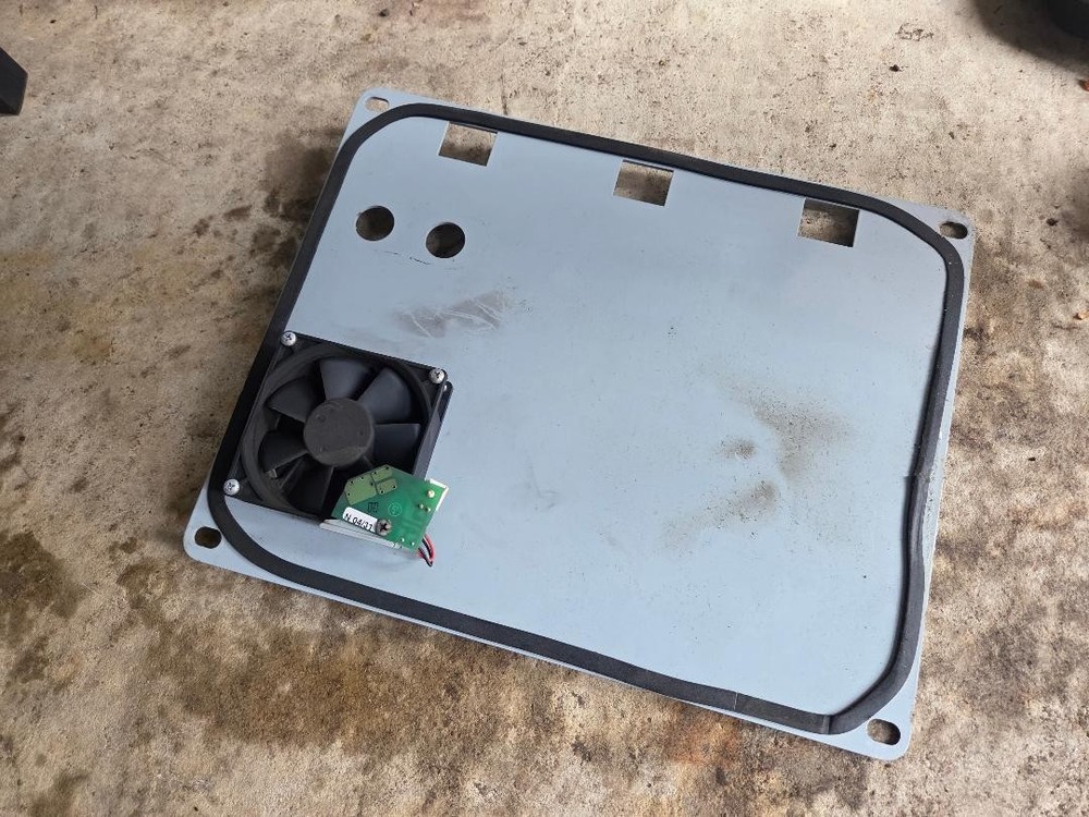 56109535 56314700 ELECTRICAL PANEL FAN Advance Nilfisk SE-AXP Carpet Extractor