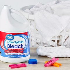 Great Value Concentrated Low Splash Bleach 121 fl oz