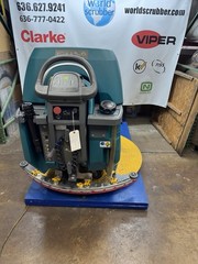 🚨 Tennant T600e Walk-Behind Floor Scrubber –32” 36V Only 359 hours SN1196