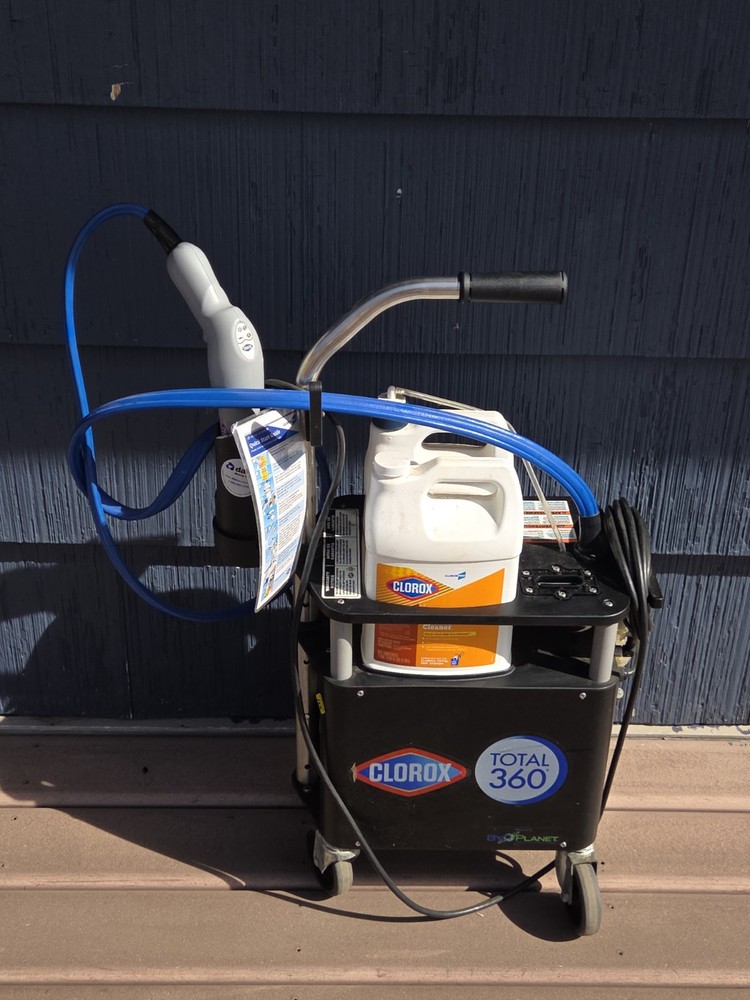 clorox total 360 electrostatic sprayer. In Great Condition Black