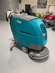 Tennant T300e 20″ Walk-Behind Scrubber 10871800