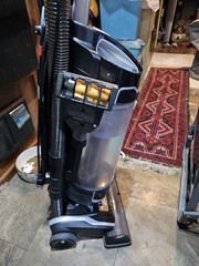 Hoover UH75210 MAXLife PowerDrive Swivel XL Pet Bagless Upright Vacuum Cleaner