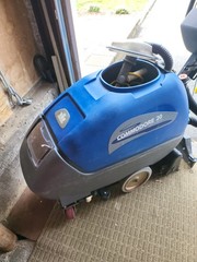 Windsor Commodore 20 Carpet Extractor Good Condition