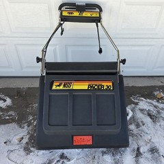 30” NSS Super Suction Commercial Vacuum Pacer 30 Wide Area Upright sweeper Read