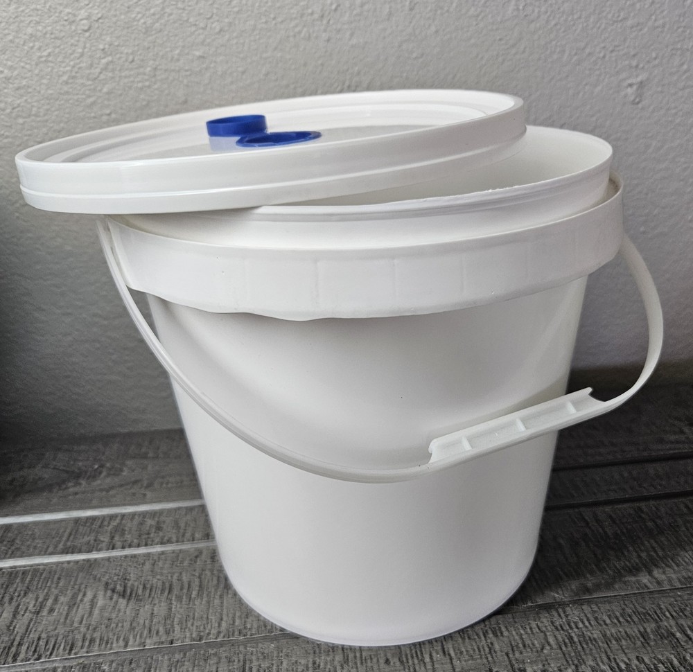 2Xl 2Xl1 Empty Dispenser bucket, White, High Density Polyethylene