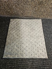 (QTY 100) Spilfyter DB-75 16″ x 18″ Universal Gray Double-Weight Absorbent Pad