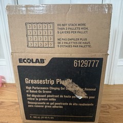 Ecolab Greasestrip Plus Degreaser- 32 FL OZ Bottle – 6129777