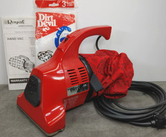 Royal Dirt Devil 172 Red Handheld Corded Vacuum Cleaner USED ONCE – USA
