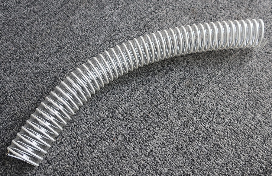 18″ VACUUM HOSE FOR TENNANT E5, R3 CARPET EXTRACTORS, T1 COMPACT SCRUBBERS