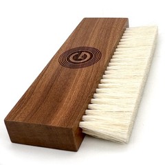 GrooveWasher’s The Goat Record Cleaning Brush | 5.375″ x 0.625″ x 1.5″, White