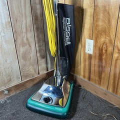 Bissell BigGreen Commercial BG101H Upright Vacuum Cleaner 870W Heavy Duty