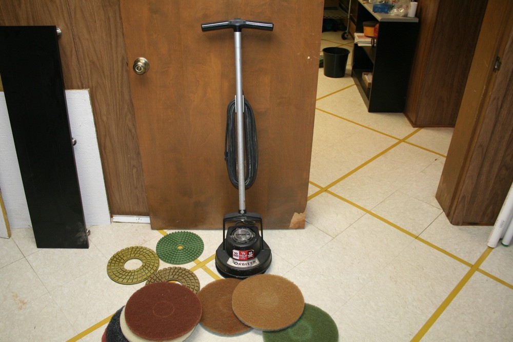 Oreck Orbiter Ultra Floor Machine ORB700MB attachments Pads Scrubber Polisher