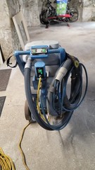 Carpet Cleaning Extractor