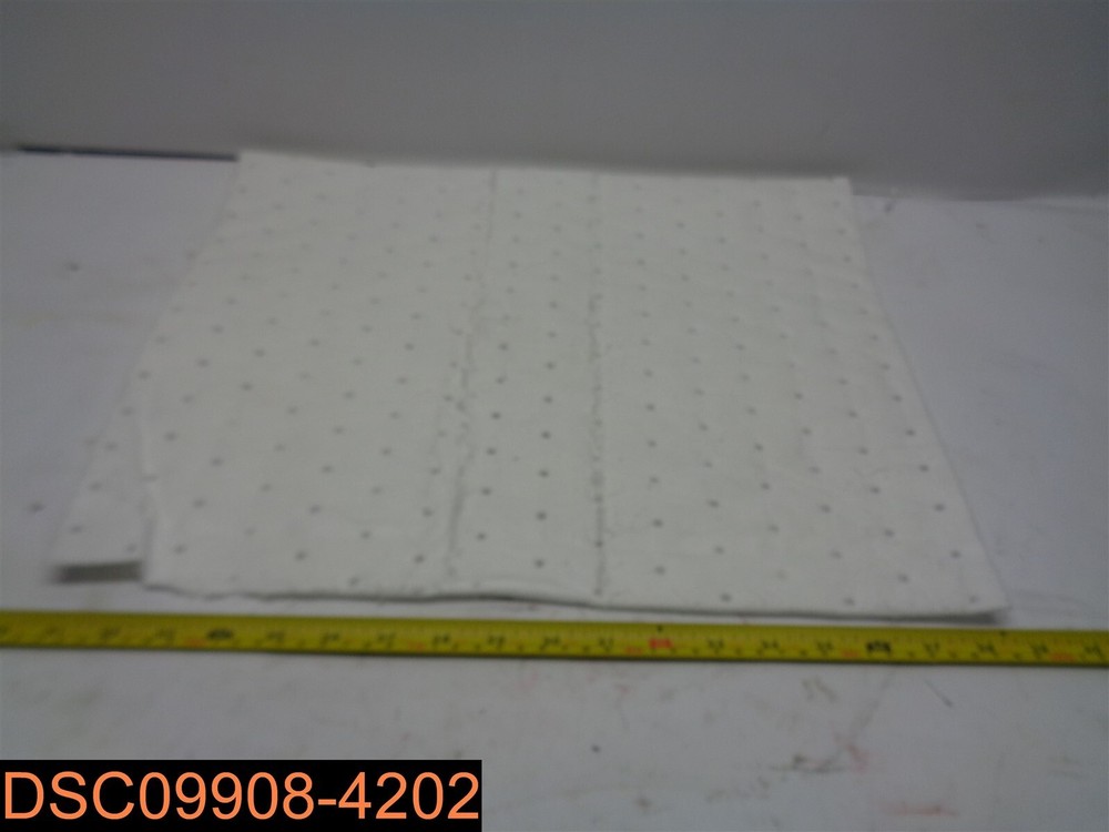 Qty =100: Oil-Dri L90850 Oil Only Sorbent Pads Heavy-Duty 15″ X 19″