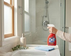 Spic & Span Cinch Glass Cleaner, 32 oz Spray Bottles, 32 Fl Oz (Pack of 6)