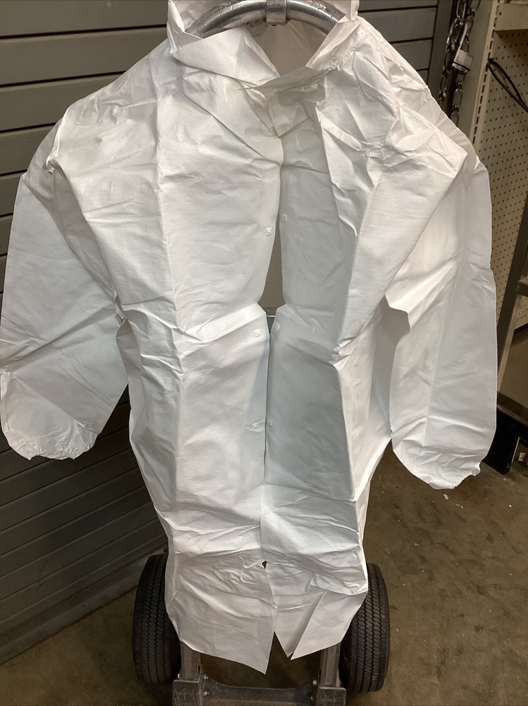 30ct Kleenguard A40 44446 3XL PPW , White , Lab Coats.unisex.