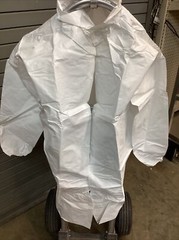 30ct Kleenguard A40 44446 3XL PPW , White , Lab Coats.unisex.
