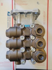 Cat Pumps model 66DX40G1 ceramic plunger triplex pump Bare Pump