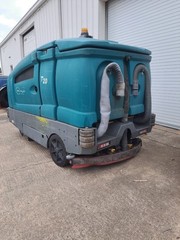 2017 Tennant T20 /LPG Powered/ Touch screen Pro-Panel/ Ride On Scrubber/Sweeper