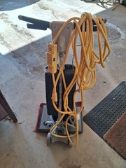 Clarke BOS-18 Walk-Behind Scrubber Buffer Polisher 120V Adjustable Handle