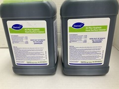 LOT 2 2.5L R2 Plus Hygienic Hard Surface Cleaner 101102271 Diversey Virucide