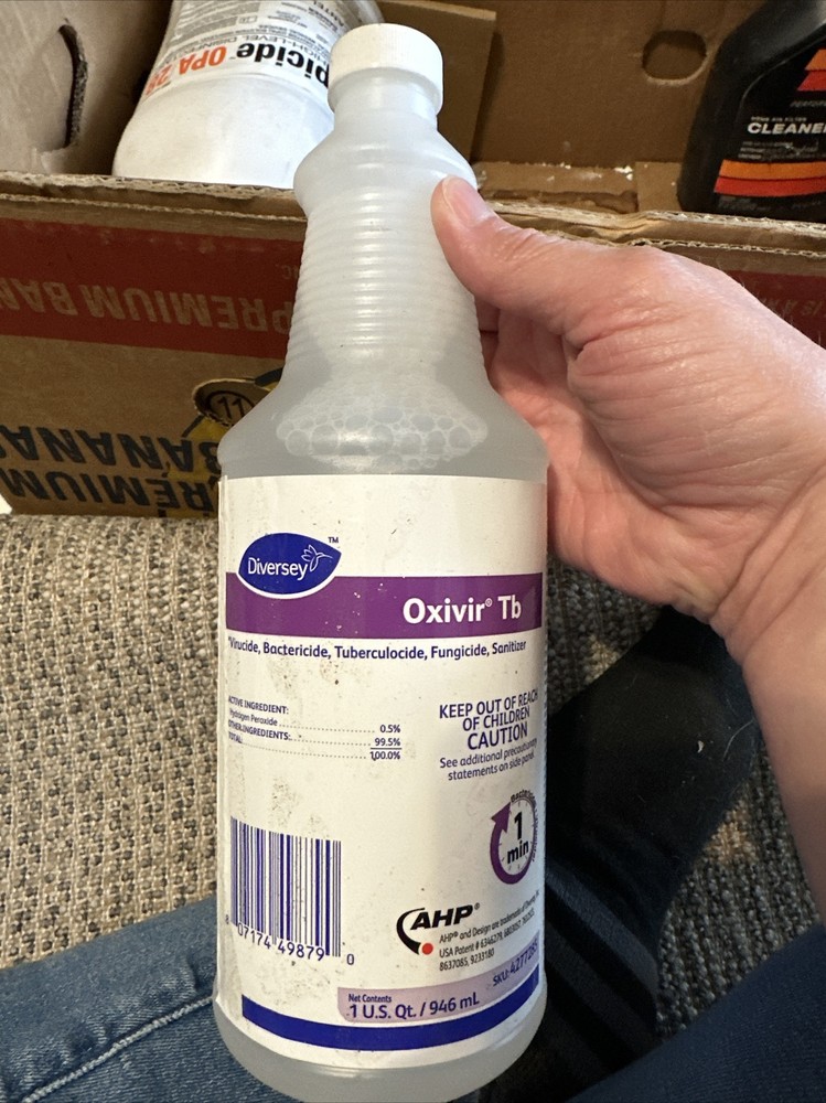 9-Diversey Oxivir Tb Liquid Surface Disinfectant Cleaner 1 Qt. EPA# 70627-5 (UR)