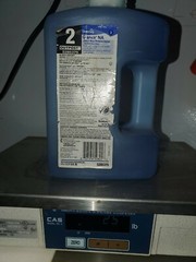 3 Liters.Diversey 5285375 Glance NA Multi Surface Cleaner Non- ammoniated.