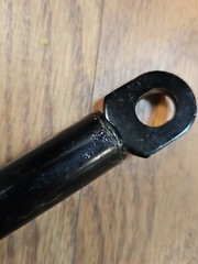 (New? See desc) Advance 56384719 GAS SPRING-140LB(fit Nilfisk, Clark, Viper)