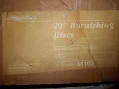 LOT OF 4 SERVICEMASTER 20″ BURNISHING DISCS (811)