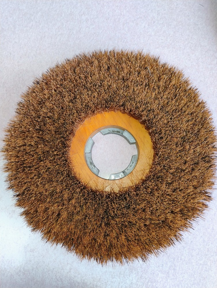 13 Polishing brush with clutch for 15″ floor machine