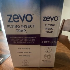 ZEVO Flying Insect Trap TRAP4 Starter Kit Indoor Electric Portable 15W +2