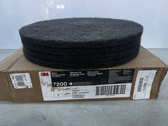 3M Black Stripper Pad 7200 17” 4 Pack