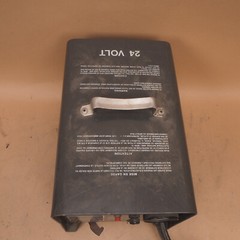 Nobles Tennant 24V 130997 10A Analog Industrial Battery Charger