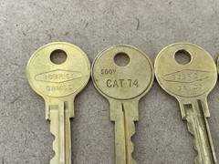 Lot Of 10 Bobrick CAT-74 Key for Paper Towel And Toilet Tissue Dispensers
