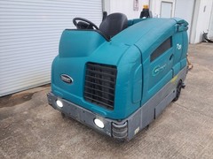 2017 Tennant T20 /LPG Powered/ Touch screen Pro-Panel/ Ride On Scrubber/Sweeper
