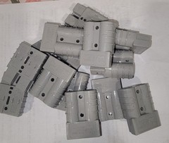 (14) GRAY ANDERSON PLUGS, SB50A 600V, #6AWG, 1-3/8″ X 1-7/8″ X 5/8″, TOWING