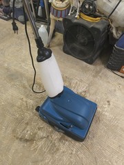 EDIC Pilot Portable Bathroom Floor & Grout Scrubber