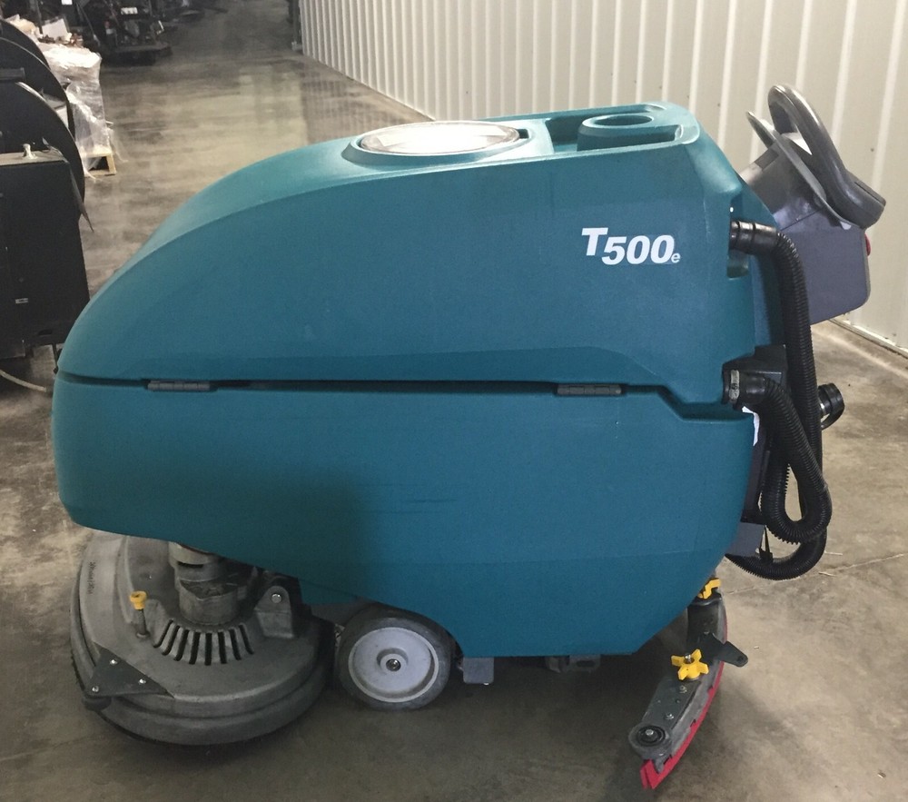 Tennant T500e 32″ Disk Floor Scrubber