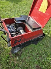 Factor Cat 34 Floor Sweeper 2020 Hours of Use. Red and Black