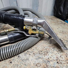 Pre-Owned Thermax CP-5 Commercial Carpet Hot Water Extractor Cleaner w/Hose Wand