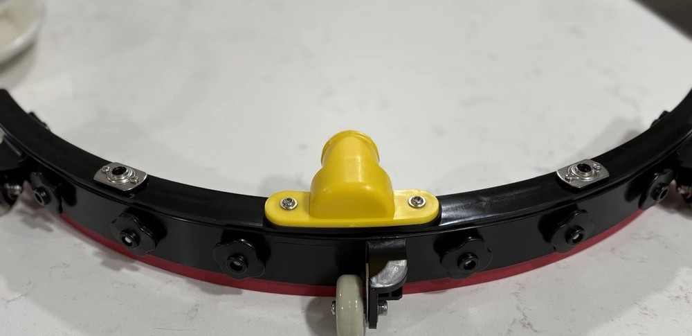 TENNANT 1265851. NEW,OEM SQUEEGEE ASSEMBLY FOR I-MOP XL. Tennant I Mop.