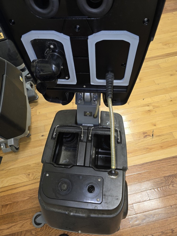 Tennant Floor Auto Scrubber
