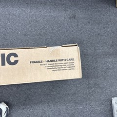 KARCHER WINDSOR Versamatic® HEPA 14 1.012-606.0 Upright Commercial Vacuum