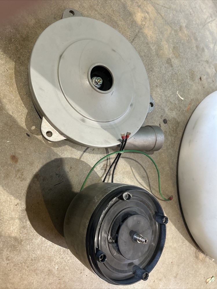 Ametek Lamb 122133-00 Vacuum Mtr/Blwr,Tangential,1 Stge,1 Spd