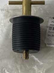 Tennant 398850 – Plug, Expandable, Rnd 1.500H 1.8L